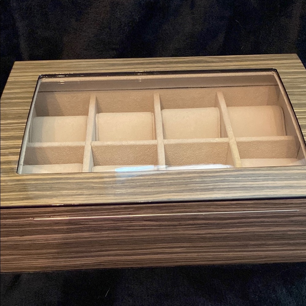 Watch Display Box Wood Grain with inlayed lucite window cushioned pads & slots